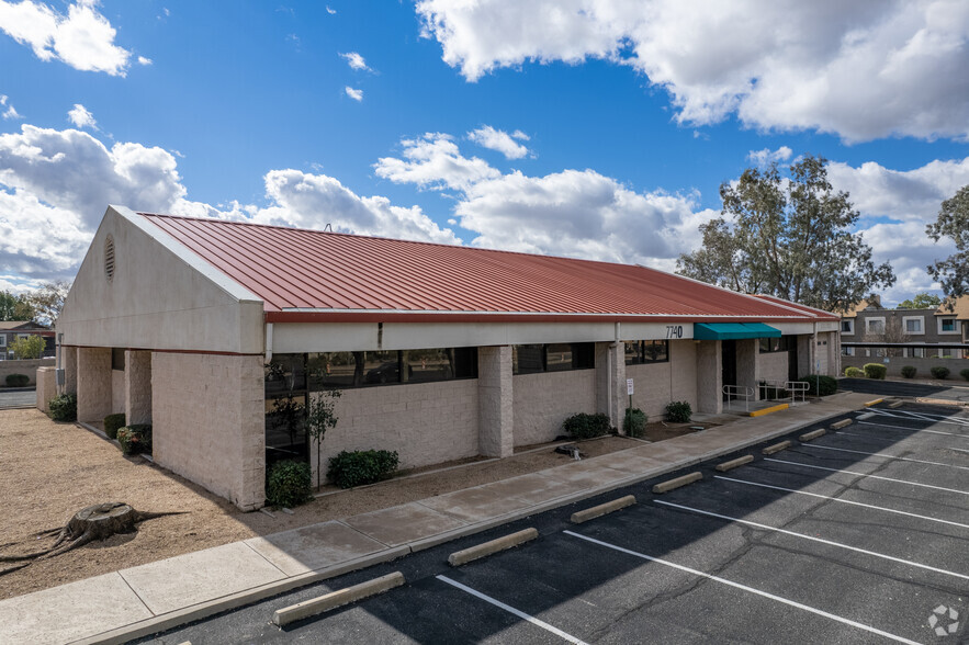 7740 E Speedway Blvd, Tucson, AZ for rent - Building Photo - Image 2 of 19