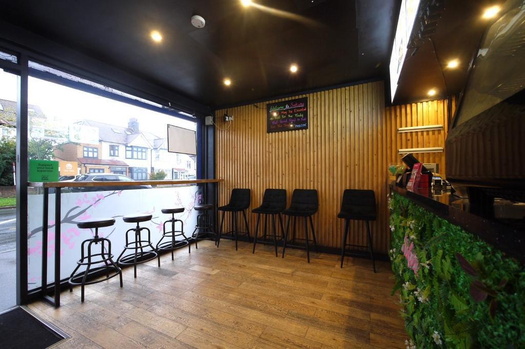 Hermon Hl, London to rent Building Photo- Image 1 of 11
