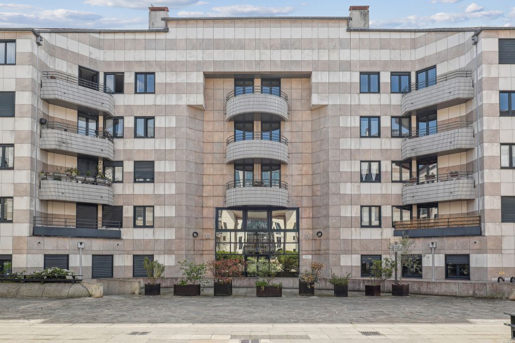 11 Allée Nicéphore Niepce, Vincennes to rent Building Photo- Image 1 of 10