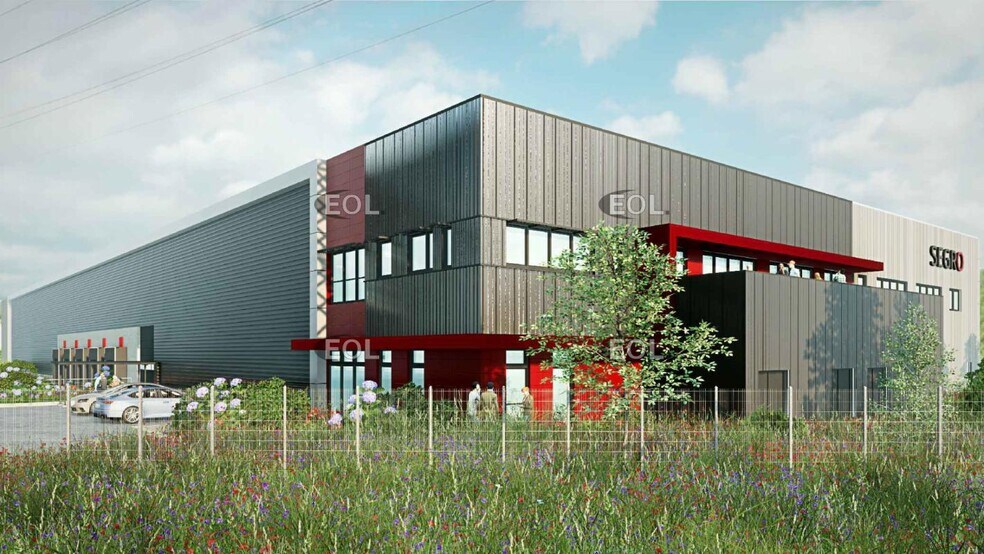 Industrial in Saint-Quentin-Fallavier to rent - Building Photo - Image 2 of 4