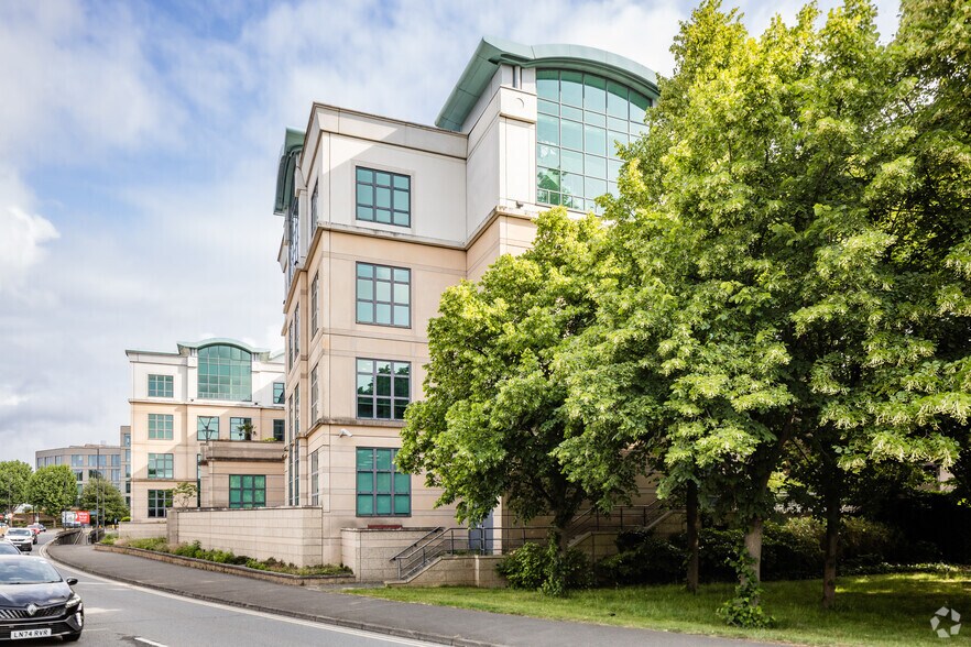 11 Vine St, Uxbridge for sale - Primary Photo - Image 1 of 1