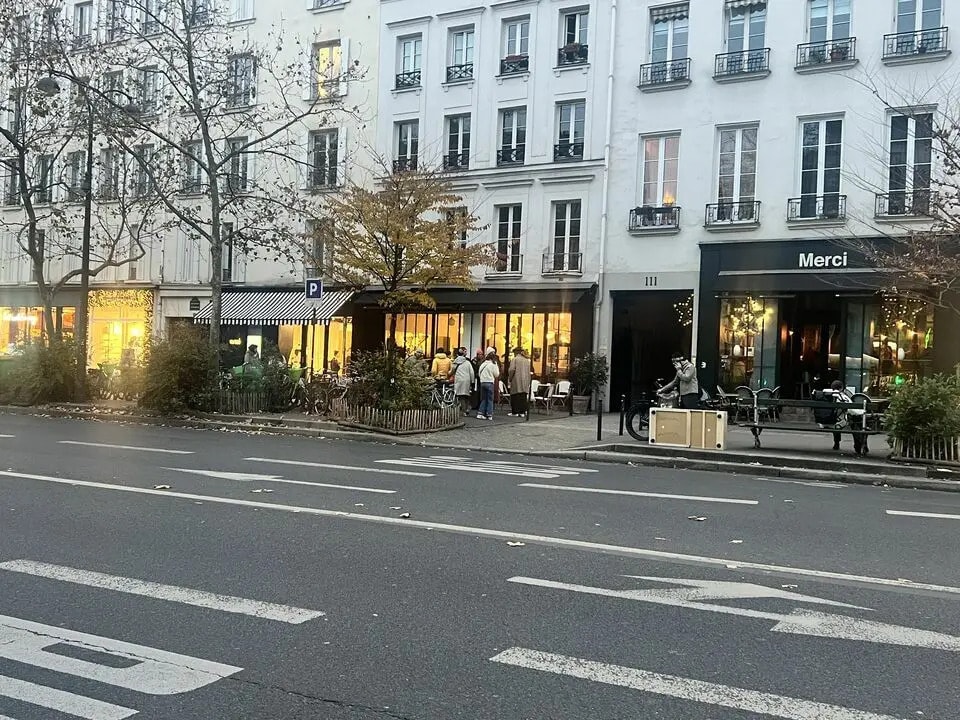 Location Commerce 55 m² - Photo 1