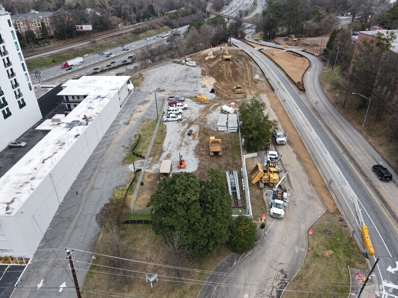 1627 NE Peachtree St, Atlanta, GA for rent - Building Photo - Image 2 of 3