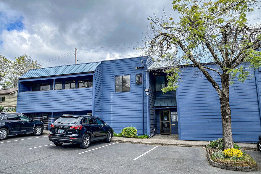 2350 SW Multnomah Blvd, Portland, OR for rent - Building Photo - Image 2 of 7