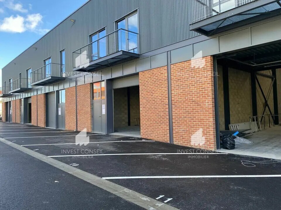 Light Industrial in Montmagny to rent Building Photo- Image 1 of 9