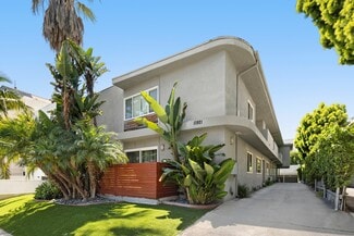 More details for 11921 Goshen Ave, Los Angeles, CA - Residential for Sale