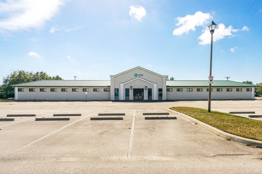 7305 Commercial Cir, Fort Pierce 34951 UK