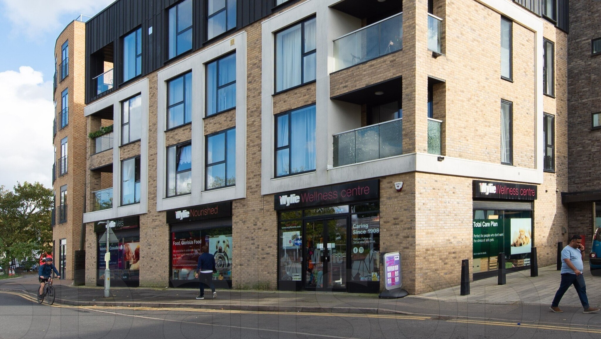 40 William Hunter Way, Brentwood for sale Primary Photo- Image 1 of 1