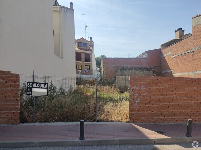 Calle Luis Mexía, 2, Yeles, Toledo for sale - Primary Photo - Image 1 of 3