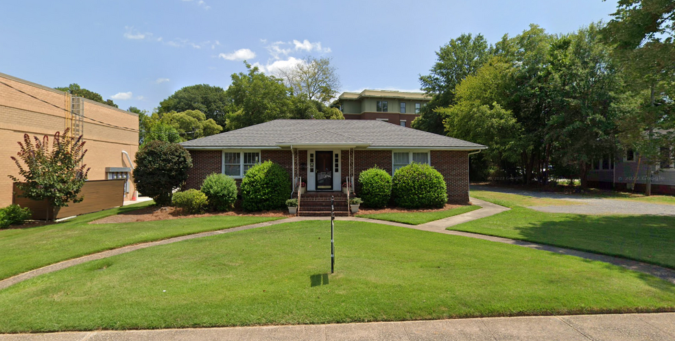 110 Springs St, Fort Mill, SC for rent - Primary Photo - Image 1 of 5