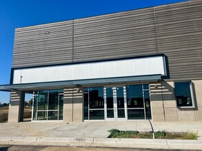 Peoria St & E 23rd Ave, Aurora, CO for rent Building Photo- Image 1 of 4