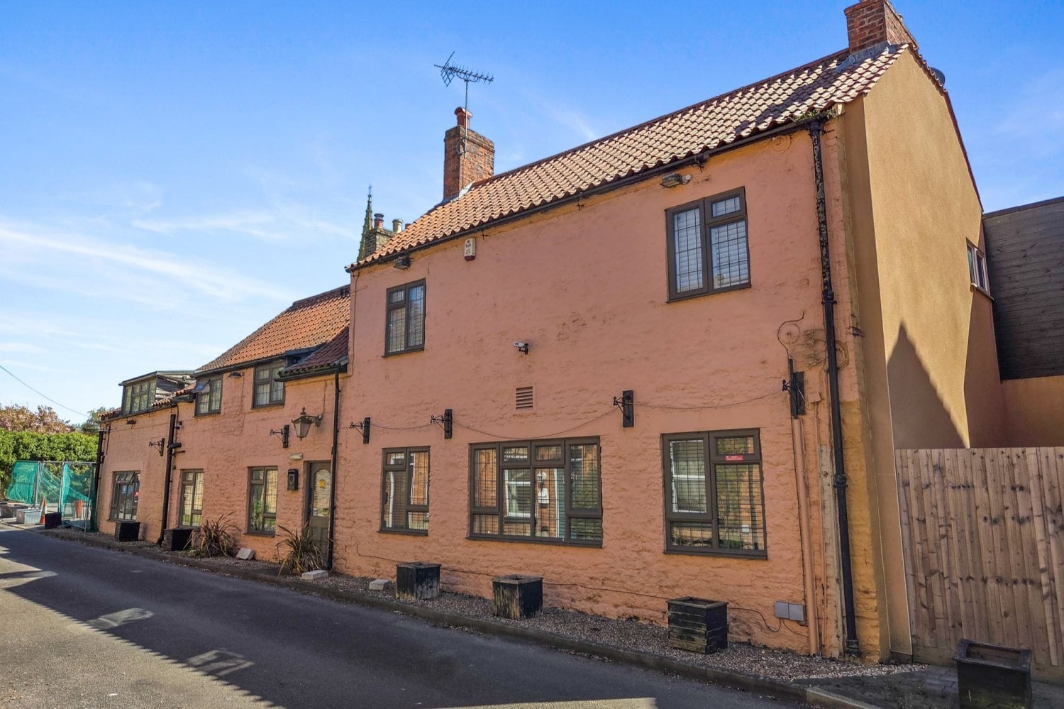 3 Far Ln, Coleby for sale Primary Photo- Image 1 of 2