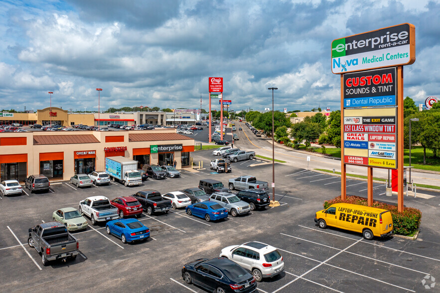 5720 Bandera Rd, San Antonio, TX for sale - Building Photo - Image 1 of 1