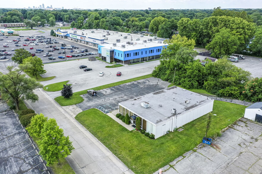 5356 N Hillside Ave, Indianapolis, IN for sale - Aerial - Image 1 of 14