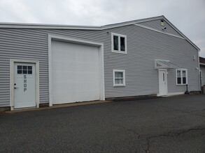 114 Turnpike Rd, Chelmsford, MA for rent Building Photo- Image 1 of 1