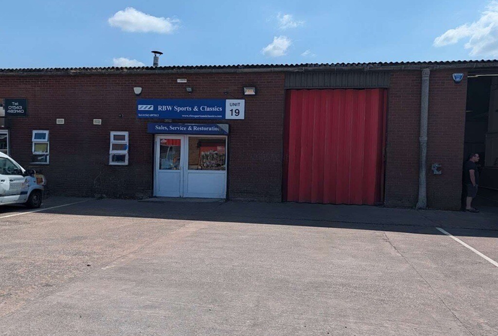Lynn Ln, Shenstone to rent Building Photo- Image 1 of 5