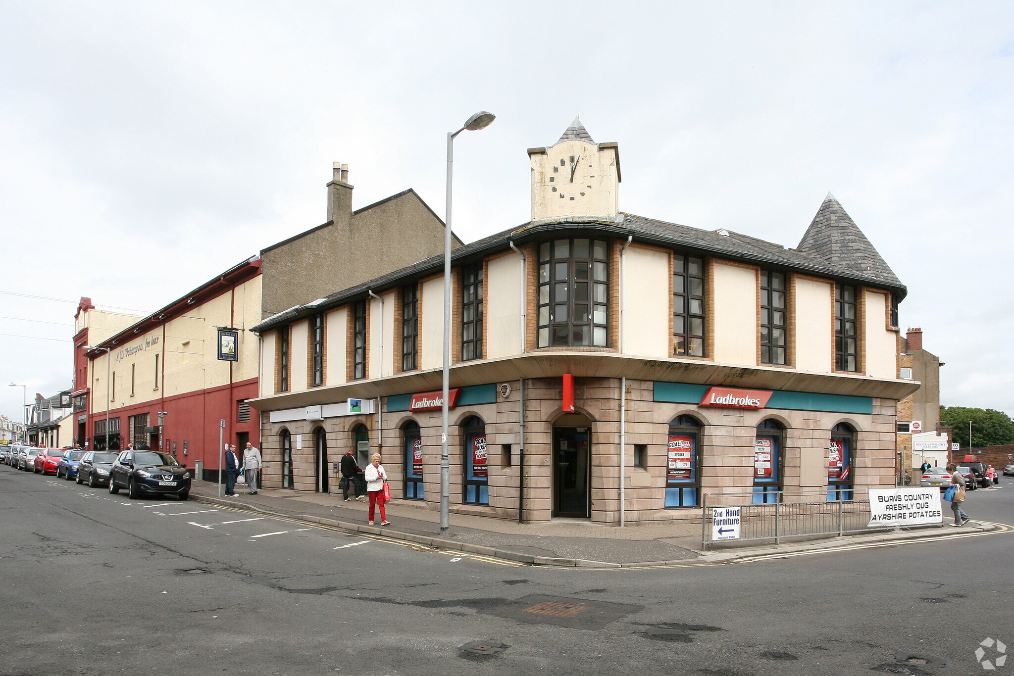 13 Hamilton St, Saltcoats KA21 5DT Retail for Rent UK