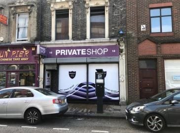 18 High St, Chatham for sale Primary Photo- Image 1 of 1