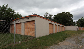 More details for 7019 Ball Park Rd, Thomasville, NC - Industrial for Rent