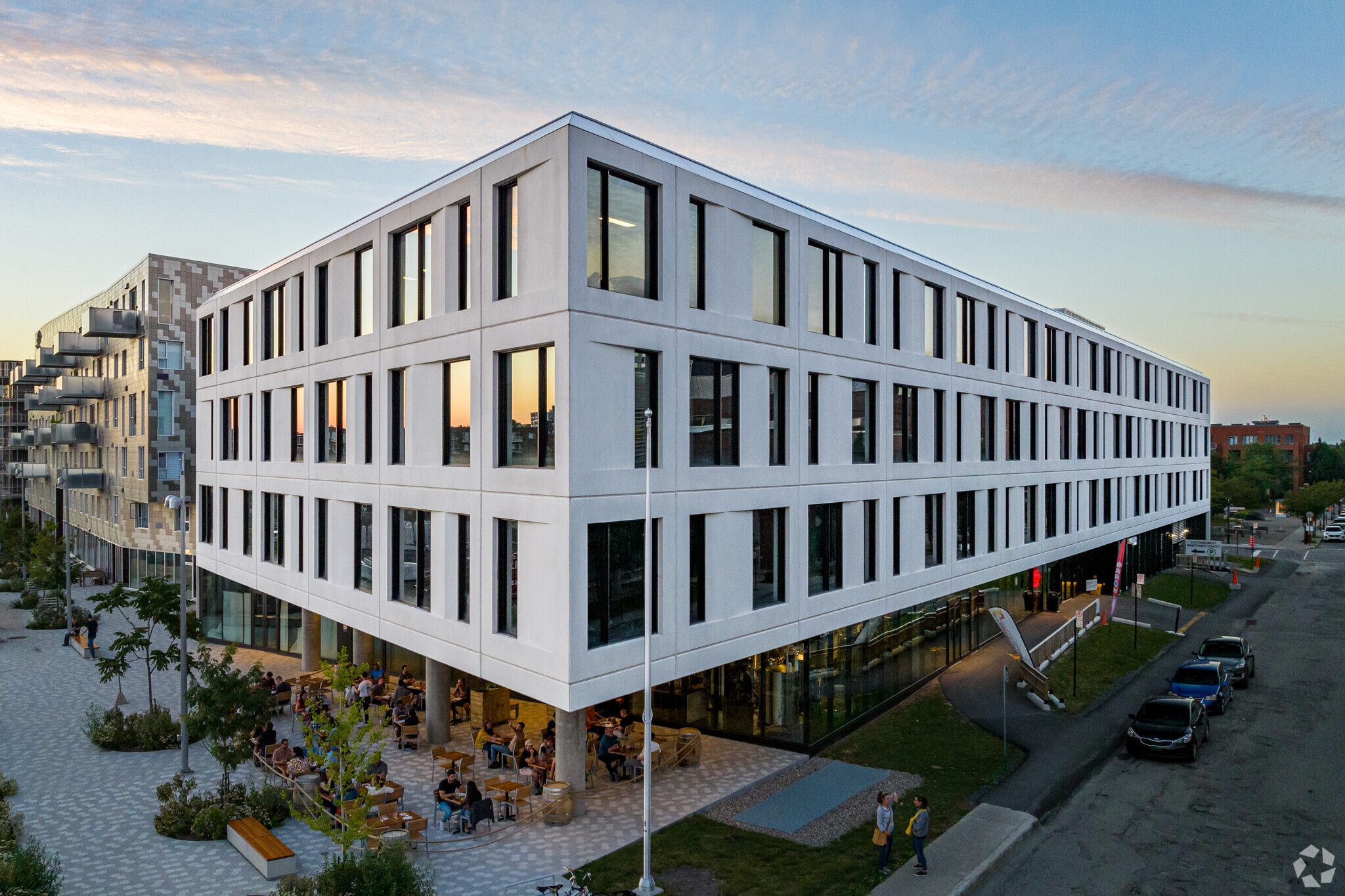 2600 Rue William Tremblay, Montréal, QC to rent Building Photo- Image 1 of 19