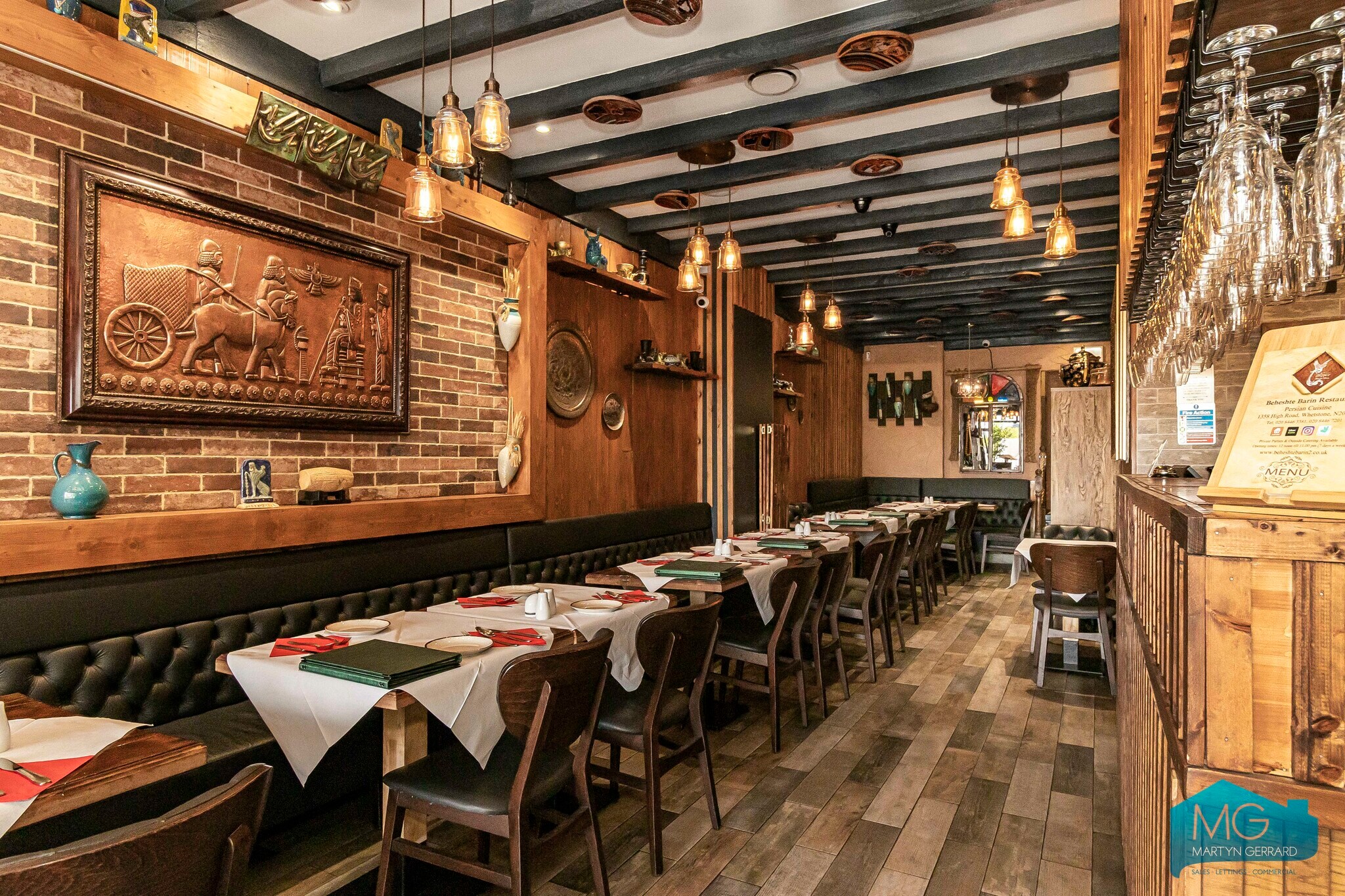 1358 High Rd, London to rent Interior Photo- Image 1 of 7