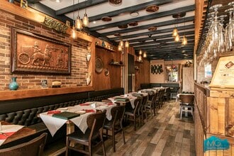 1358 High Rd, London to rent Interior Photo- Image 1 of 7