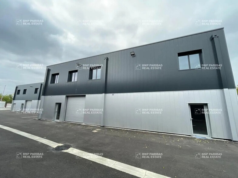 Light Industrial in Cugnaux to rent - Building Photo - Image 3 of 21