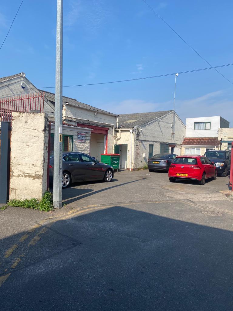 15 Margaret Rd, Leicester for sale Primary Photo- Image 1 of 1