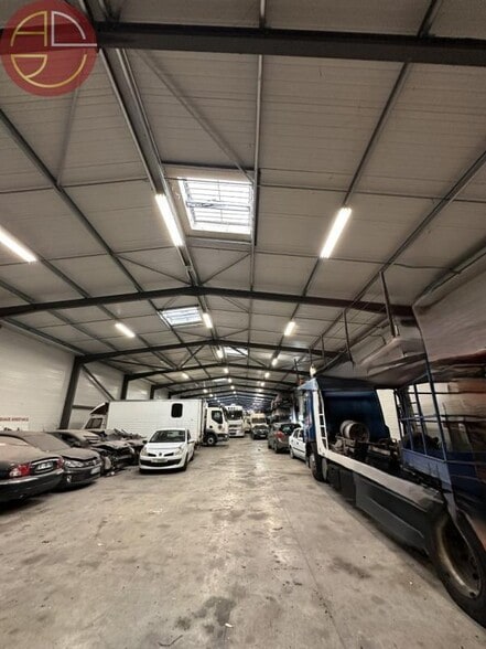 Industrial in Toulouse for sale - Interior Photo - Image 2 of 6