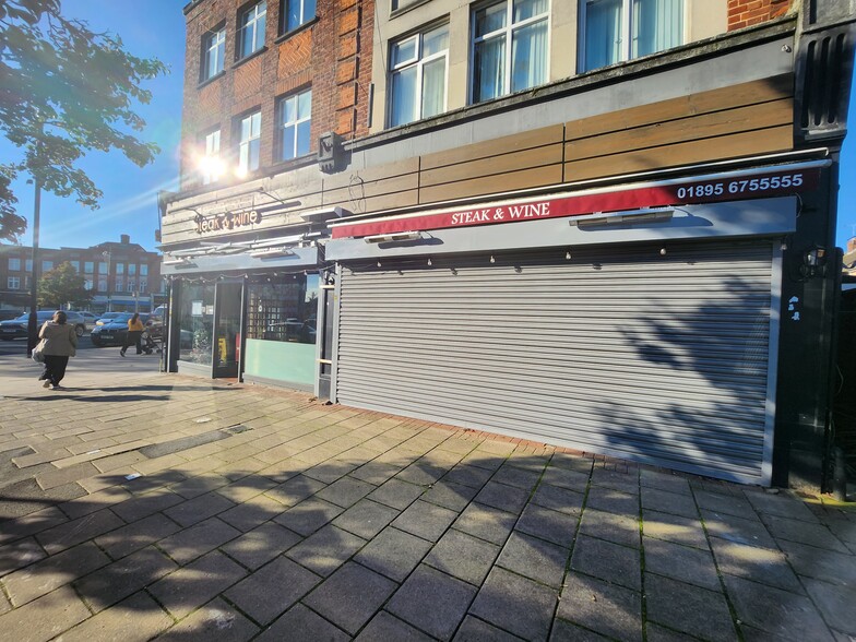 117-119 Victoria Rd, Ruislip for rent - Building Photo - Image 2 of 2