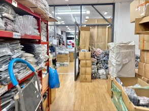 Cheetham Hill Rd, Manchester to rent Interior Photo- Image 1 of 2