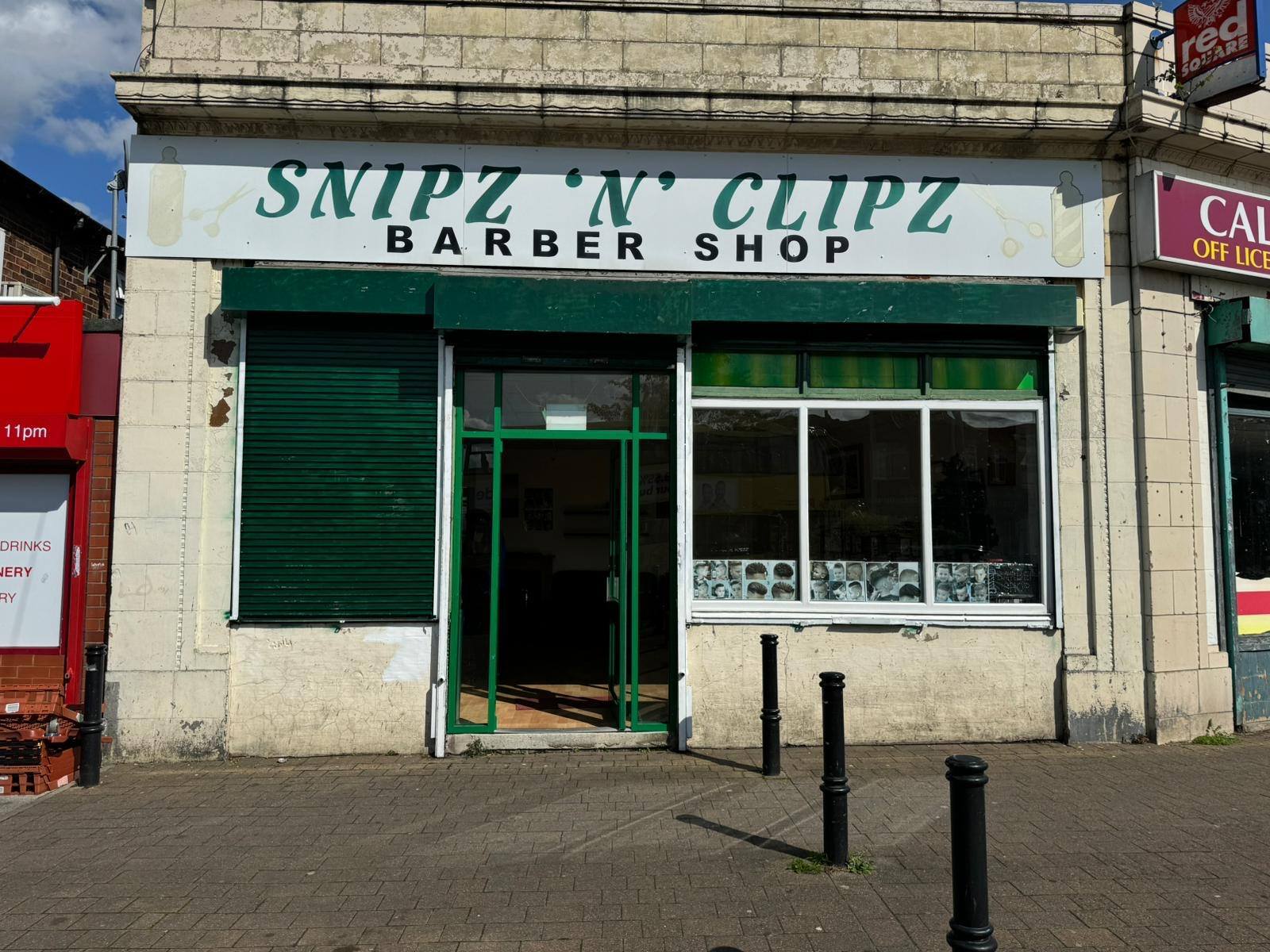 2 Adswood Rd, Stockport to rent Primary Photo- Image 1 of 12