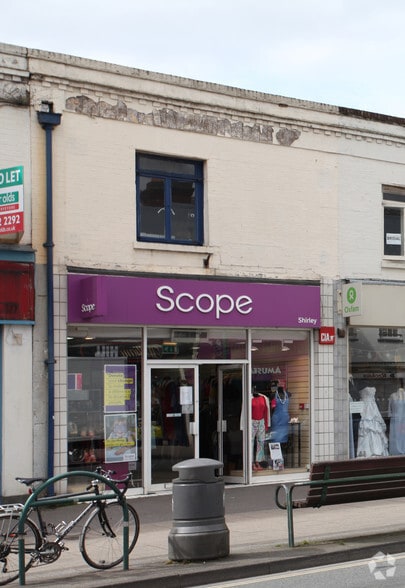 74 Shirley High St, Southampton to rent - Primary Photo - Image 1 of 2