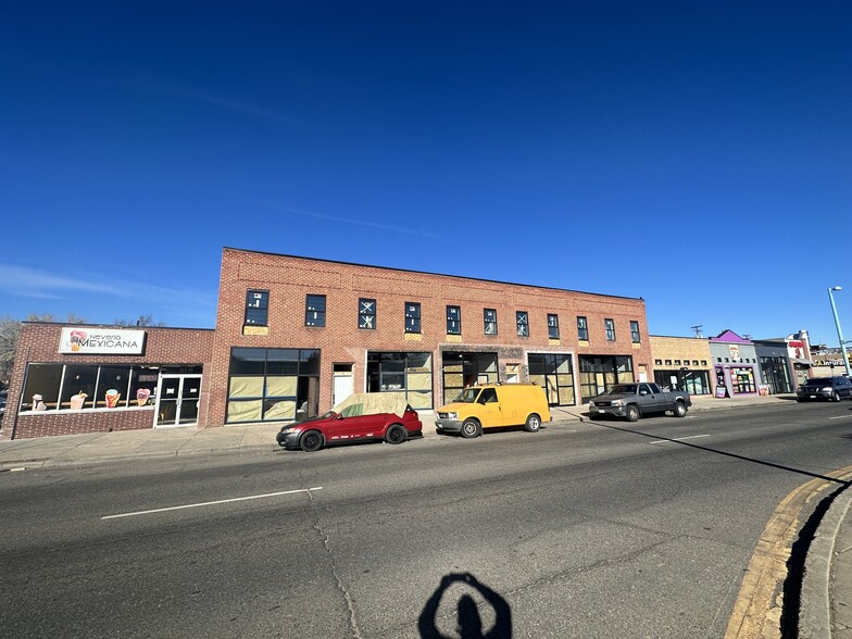 9537 E Colfax Ave, Aurora, CO for rent - Building Photo - Image 3 of 6