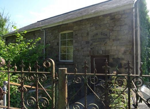 New Rd, Swansea for sale Primary Photo- Image 1 of 1