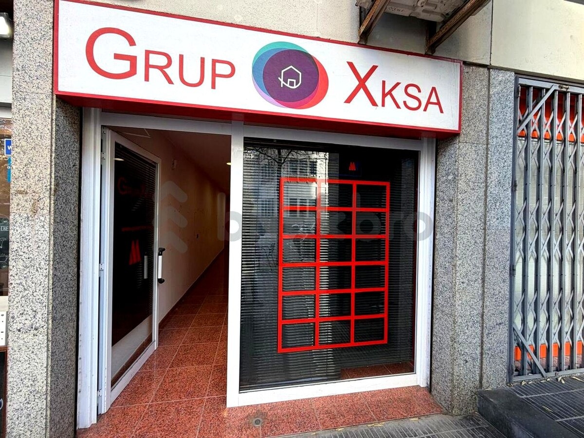 Barcelona, BAR 08029 - Unit Puerta 06 -  - Interior Photo - Image 1 of 9