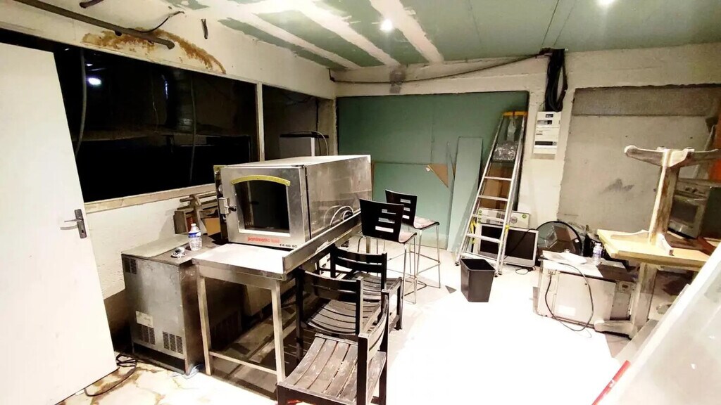 Location Local d'activités 85 m² - Photo 1
