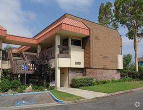 22921-22941 Triton Way, Laguna Hills, CA for sale Building Photo- Image 1 of 1