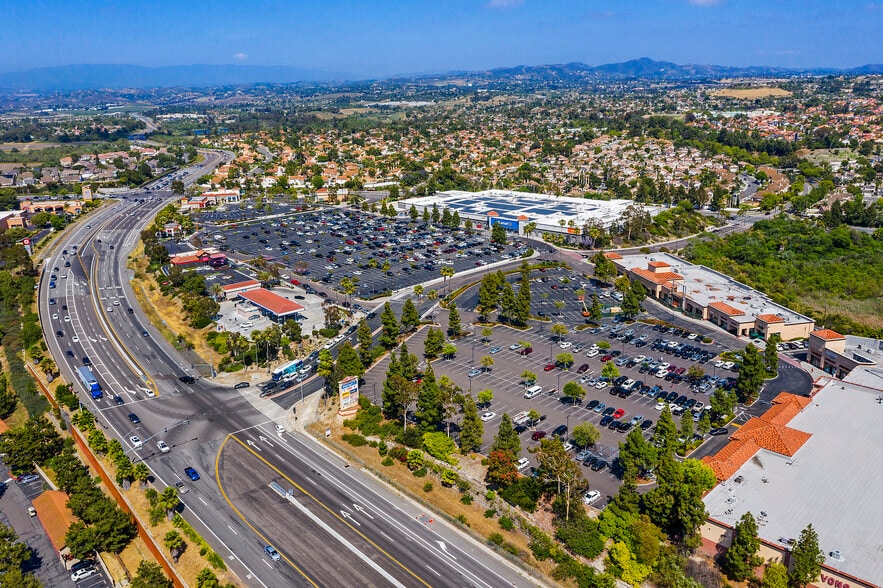 825-845 College Blvd, Oceanside, CA for rent - Building Photo - Image 1 of 13