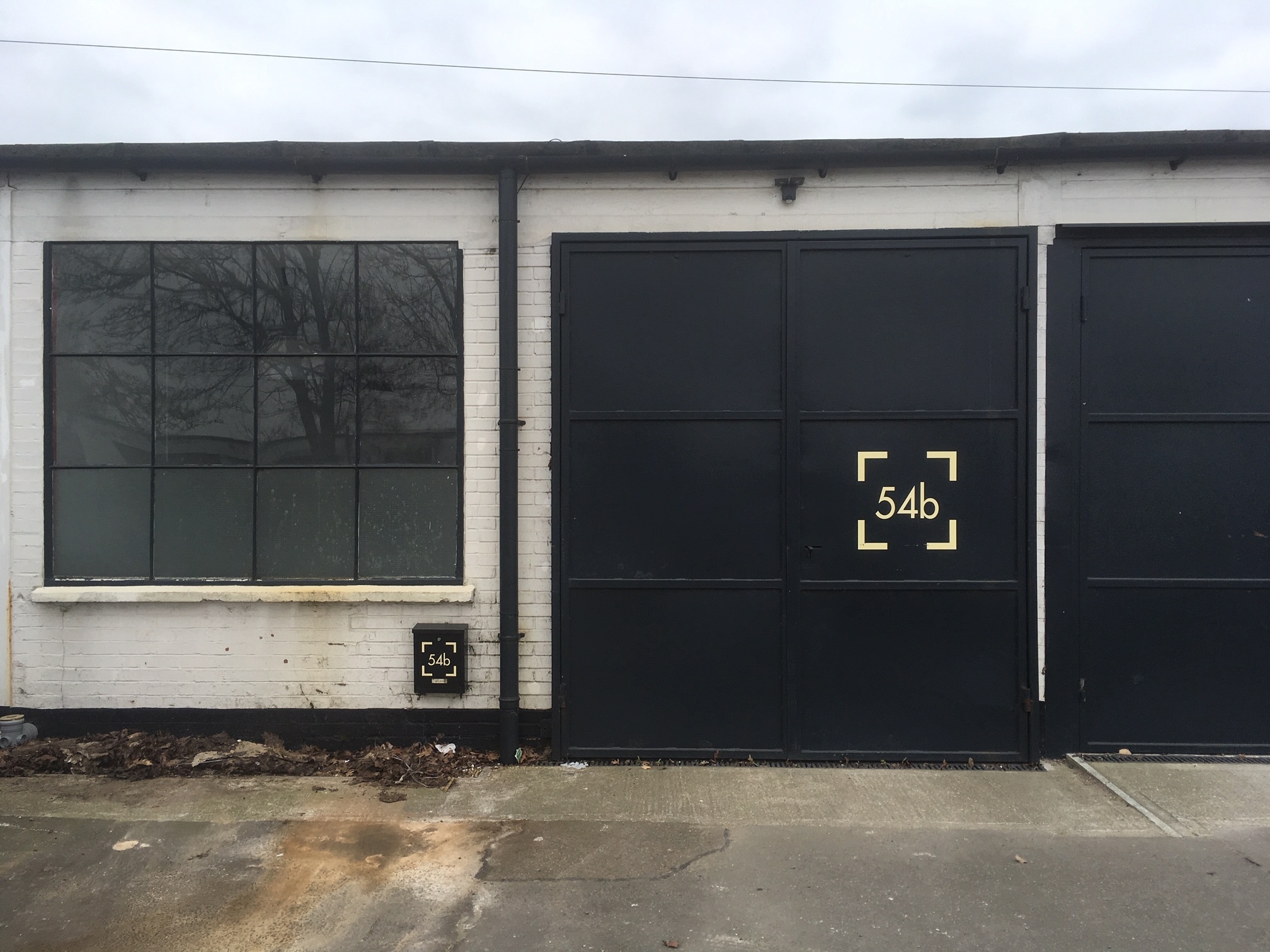 Princess Margaret Rd, Tilbury to rent Primary Photo- Image 1 of 12