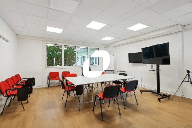33-35 Rue Ledru-Rollin, Ivry-sur-Seine for sale Building Photo- Image 1 of 13