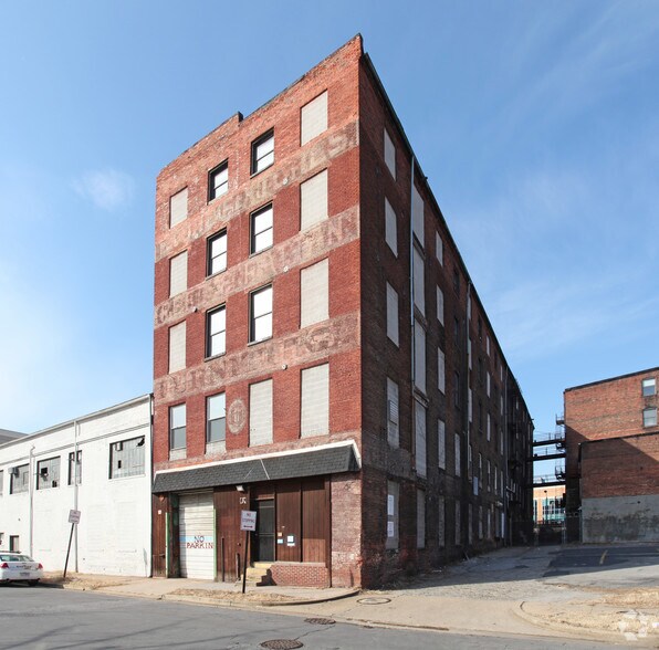 808 Low St, Baltimore, MD for sale - Building Photo - Image 3 of 7