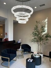 50 N La Cienega Blvd, Beverly Hills, CA to rent Lobby- Image 1 of 12