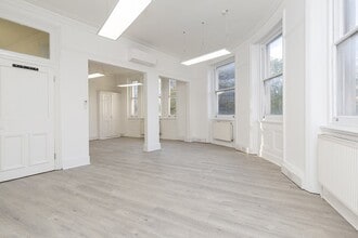 357-363 Goswell Rd, London to rent Interior Photo- Image 1 of 4