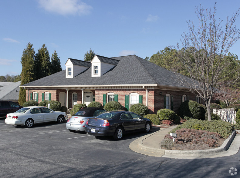 8697 Hospital Dr, Douglasville, GA for sale - Primary Photo - Image 1 of 1