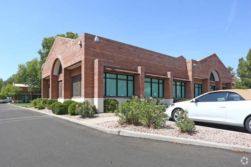 1600 W Chandler Blvd, Chandler, AZ for rent - Building Photo - Image 2 of 4