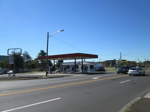 7012 New Falls Rd, Levittown, PA for sale Building Photo- Image 1 of 1