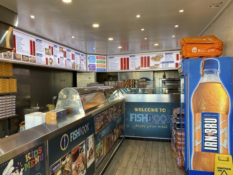 19 Carnegie Dr, Dunfermline to rent - Building Photo - Image 2 of 4