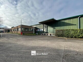 More details for Office, Light Industrial to Rent