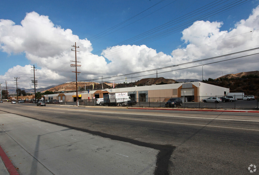 12361-12435 Foothill Blvd, Sylmar, CA for sale - Primary Photo - Image 1 of 1